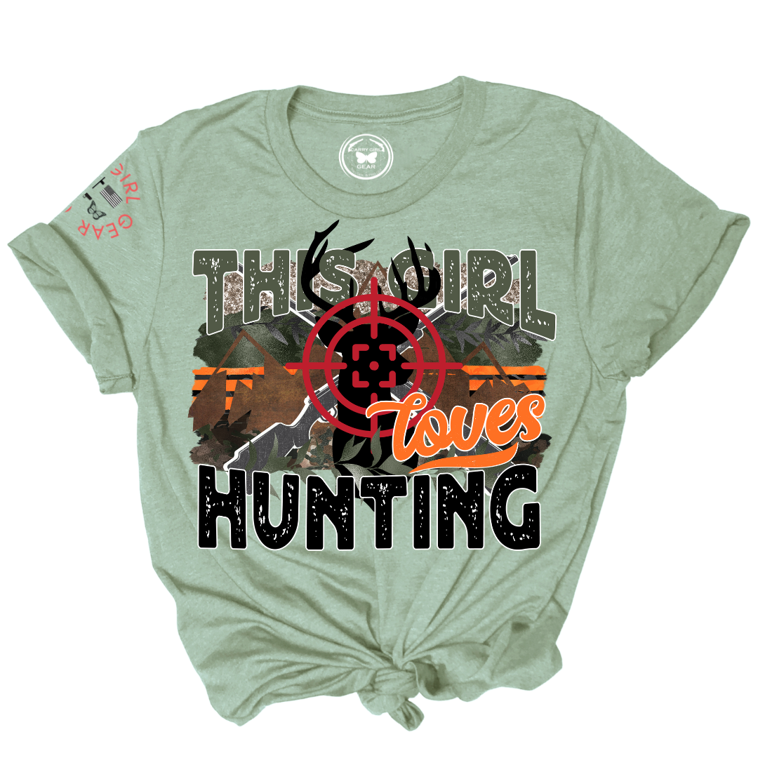 THIS GIRL LOVES HUNTING Tee