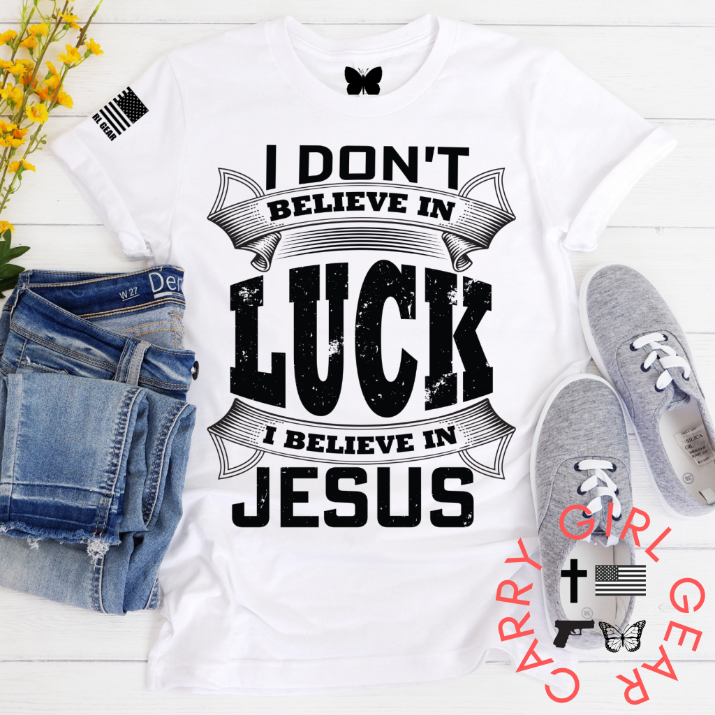 I Dont Believe In Luck Tee Xs / White Unisex Cut Cgg Perfect Tee