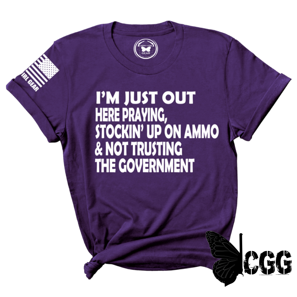 Im Just Out Here Tee Xs / Mauve Unisex Cut Cgg Perfect Tee