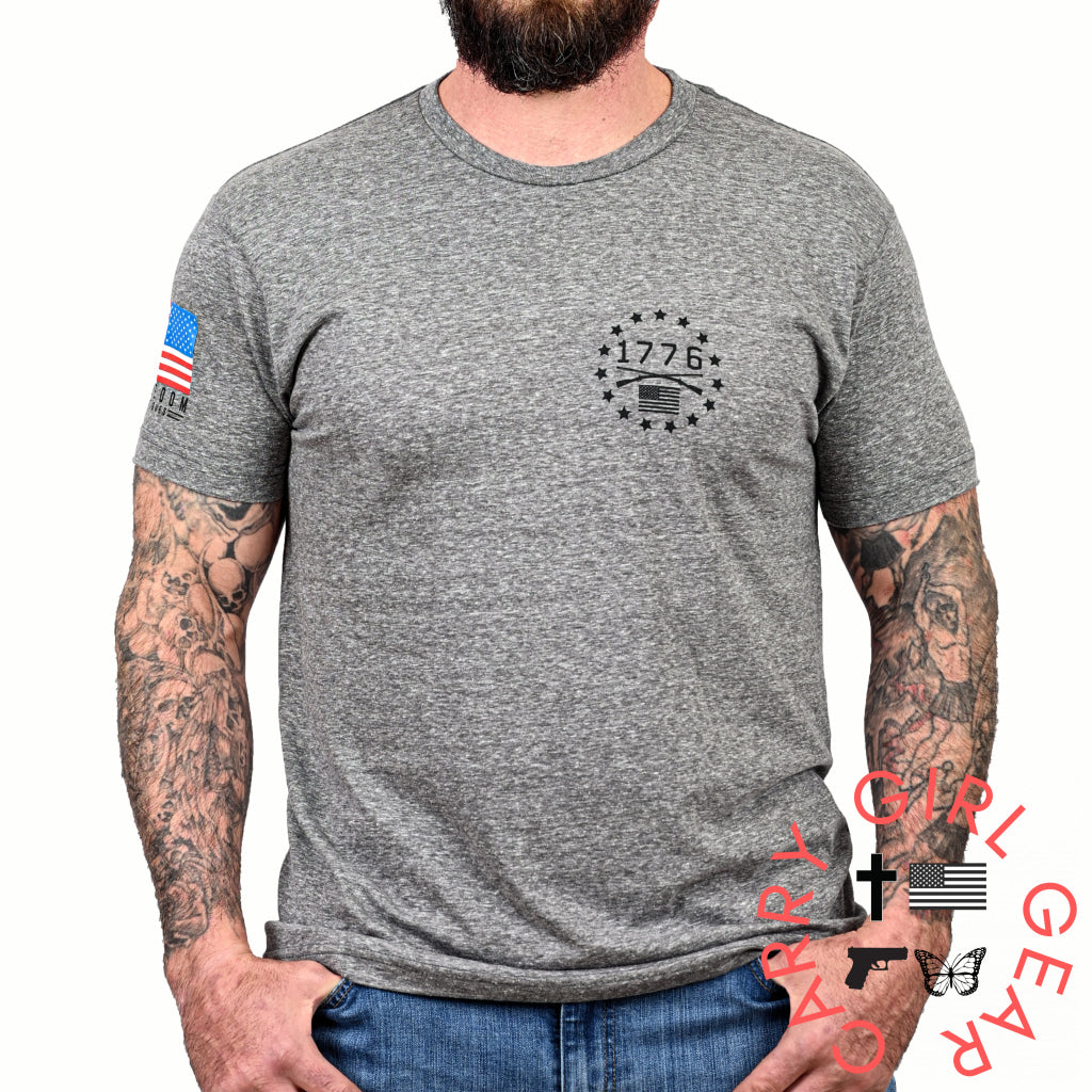 Men’s Traitors & Patriots T-Shirt T-Shirt
