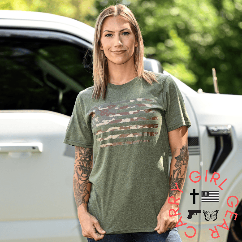 Women’s Camo American Flag Patriotic Boyfriend Fit T-Shirt (Army Green)